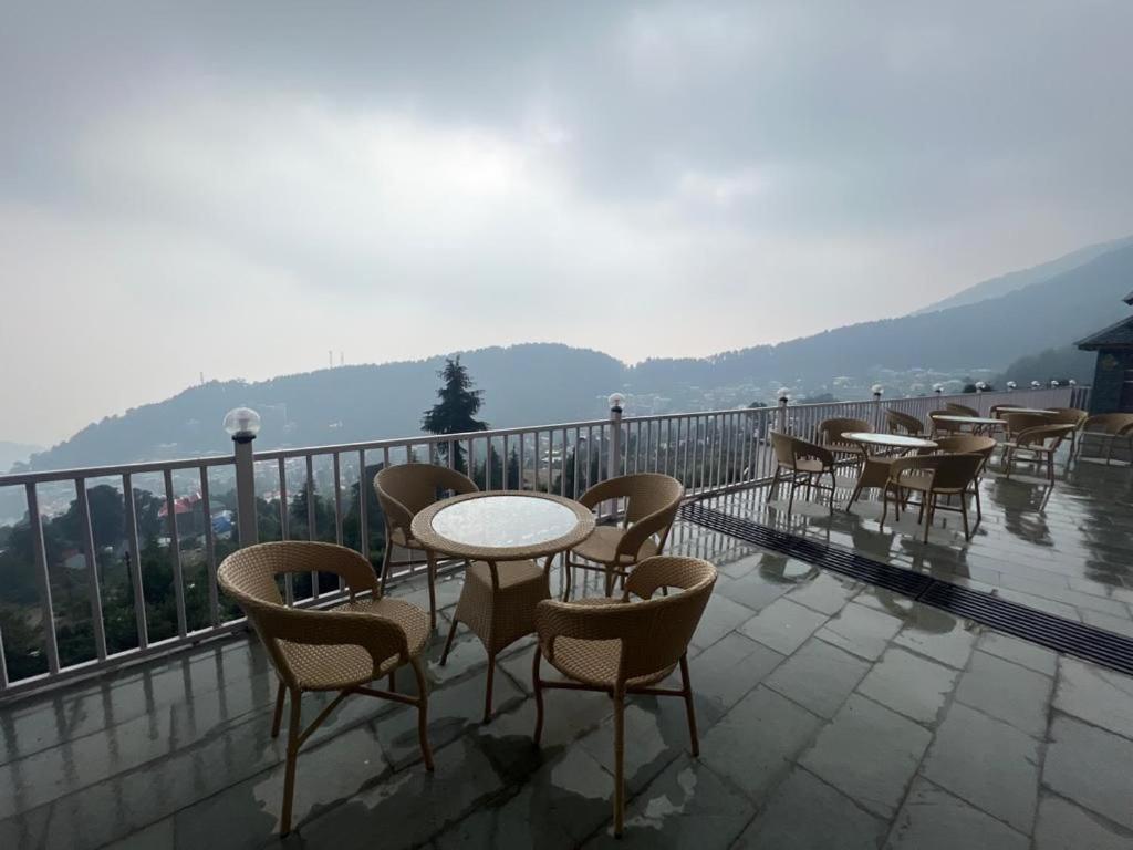 Highsky Resort Dharamshala Dış mekan fotoğraf